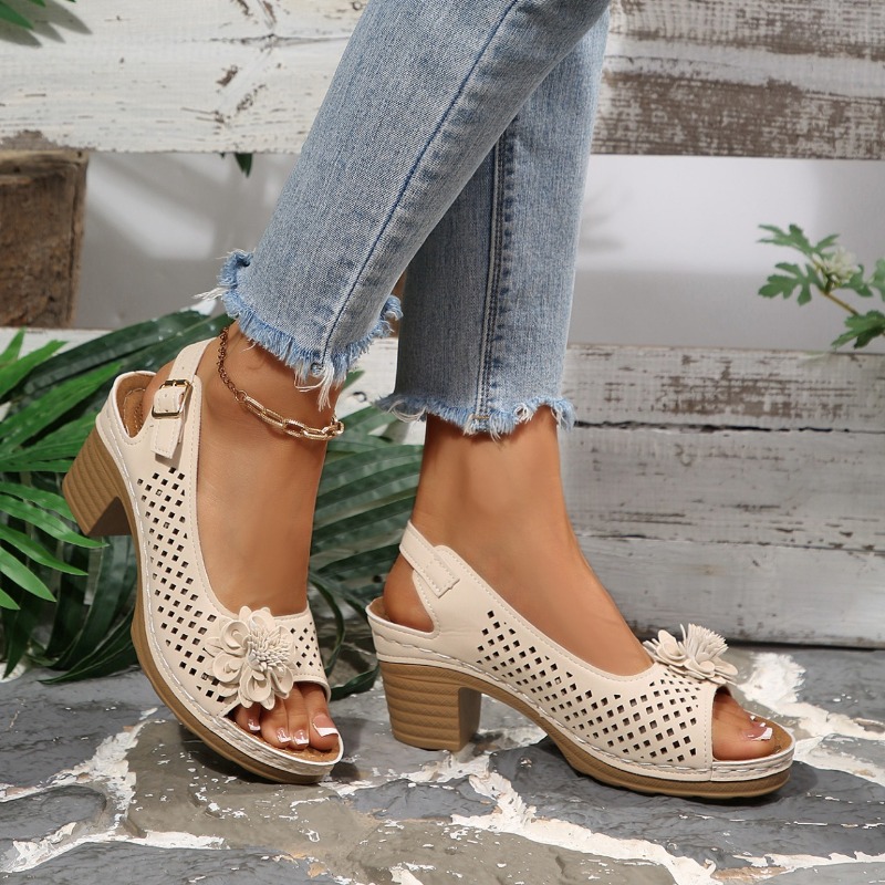 Dames sandalen met chunky hak  - Ankle Strap Heels recensie en prijs
