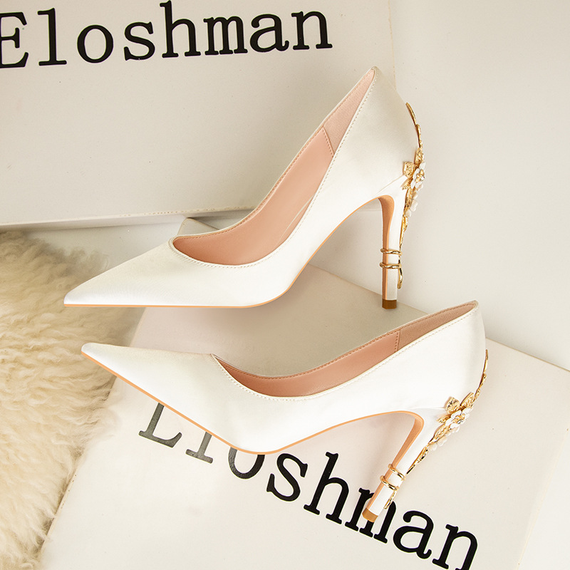 Luxe Metalen Bloemen Hak Krist - Women Shoes Ysl recensie en prijs